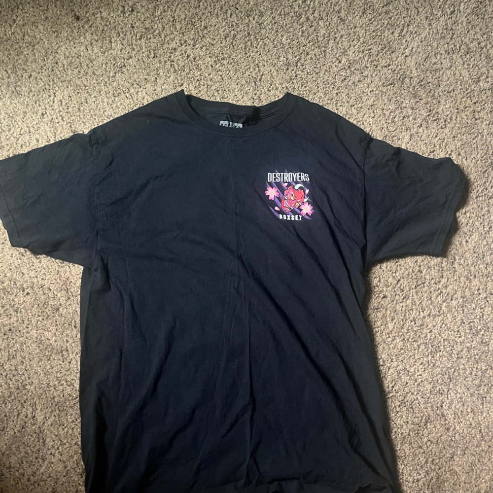 Men’s Boxset Graphic Tee Large